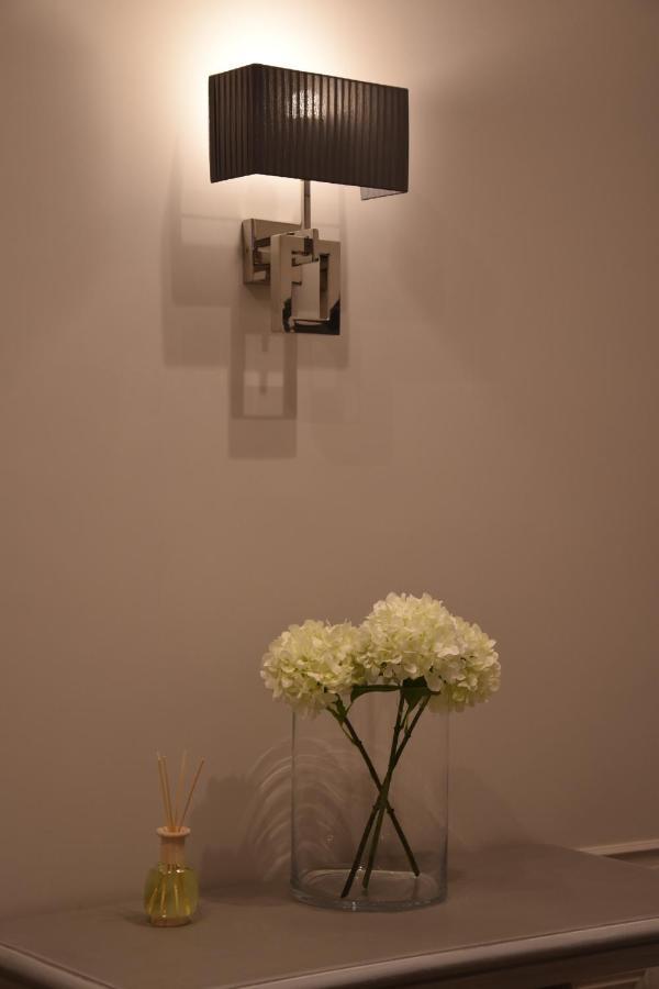 Maccus Suite Naples Luaran gambar