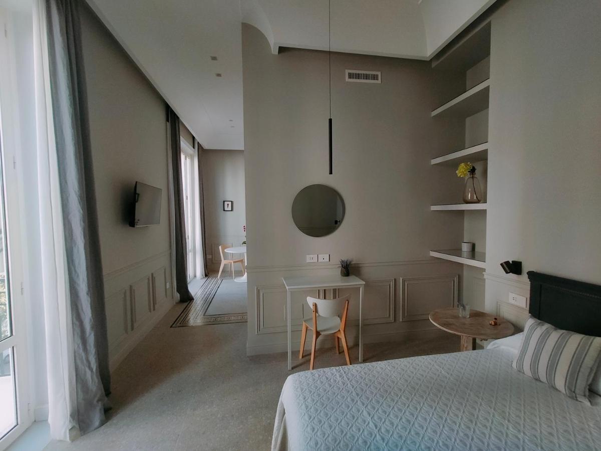 Maccus Suite Naples Luaran gambar