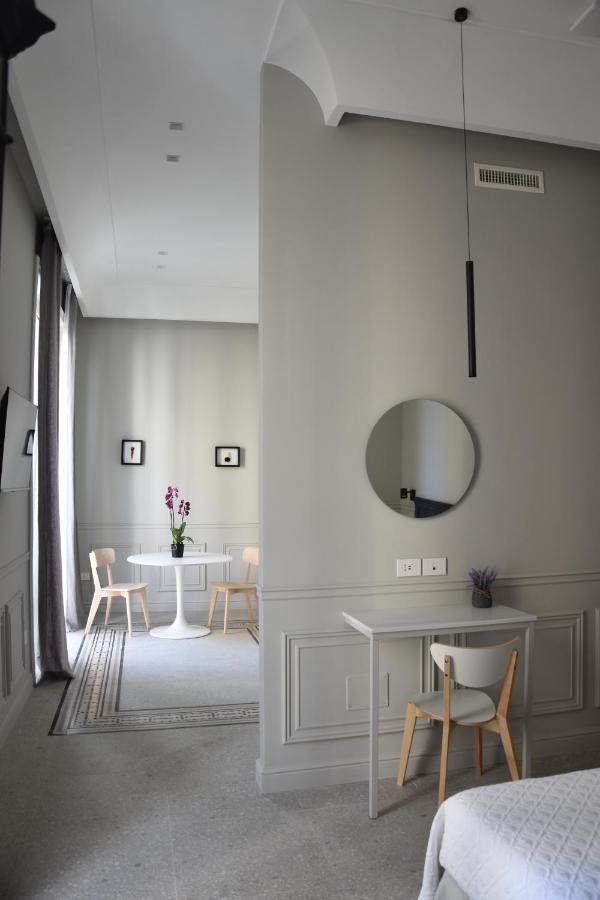 Maccus Suite Naples Luaran gambar