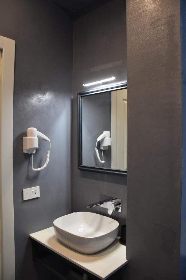 Maccus Suite Naples Luaran gambar