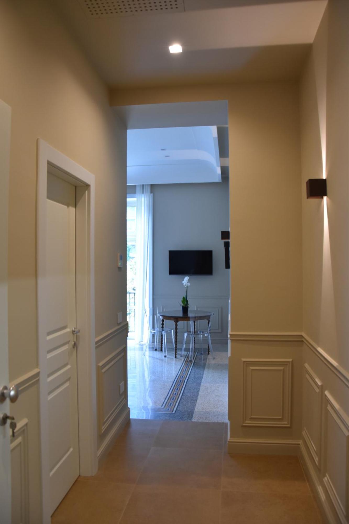 Maccus Suite Naples Luaran gambar